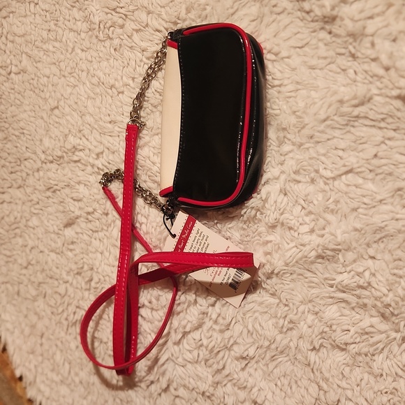 Brighton.  Media case micro purse.  Valentine heart stud. Crossbody NWT - Picture 6 of 6